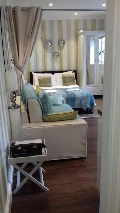 Between Piers, The Stylish Studio Flat In Cannon Place Brighton Exterior foto